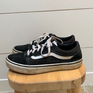 Black Old Skool Vans  Women’s 7.5 Men’s 6